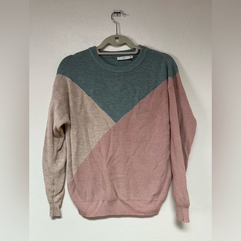 ✨ cozy neapolitan sweater ✨